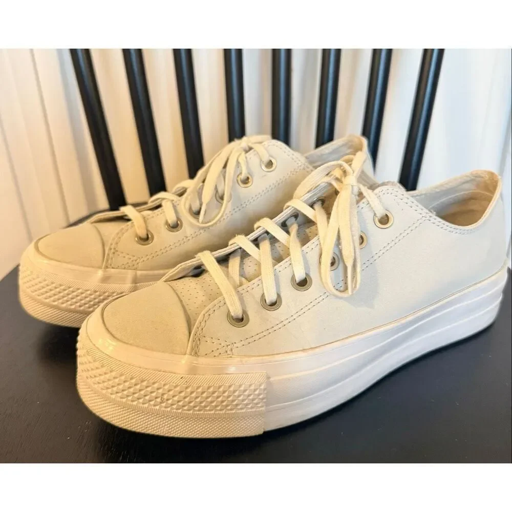 Chuck Taylor All Star Lift platform golden hits leather sneaker 8.5